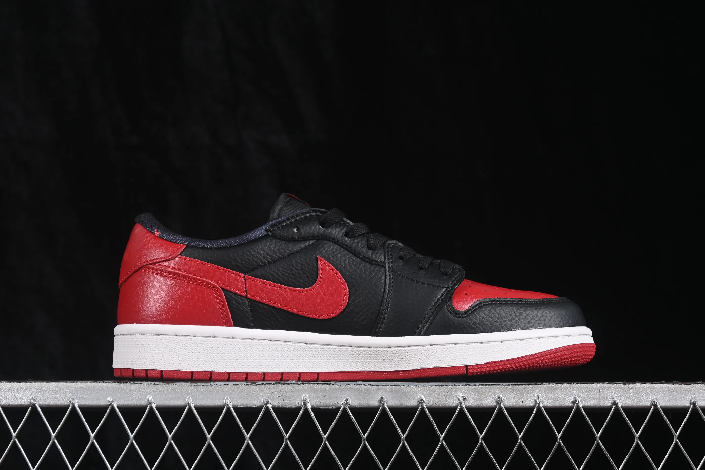 All categories Air Jordan Jordan series basketball shoes Air Jordan 1 Low Air Jordan 1 Low "Banned" AJ1 Joe 1 black and red banned XX low-top cultural casual sneakers IW6276-001